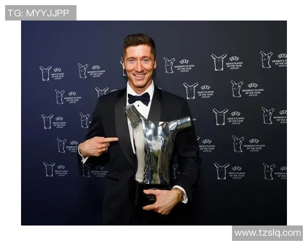 莱万的足球传奇之路:从天才少年到世界顶级前锋的蜕变与辉煌