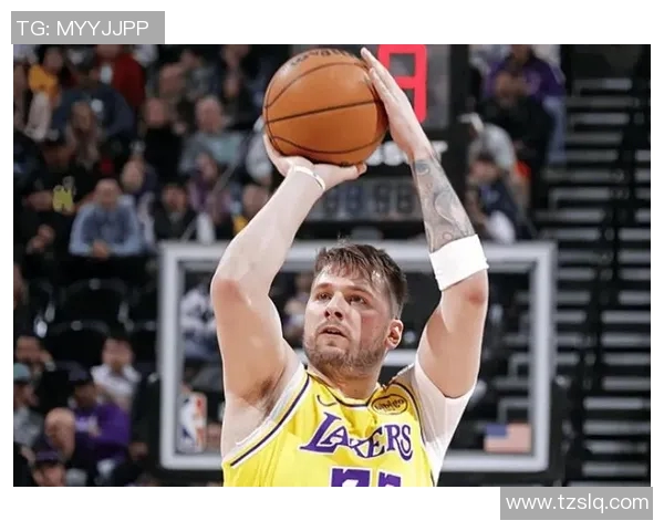 爵士与湖人精彩对决集锦回顾球星表现与战术分析全景呈现