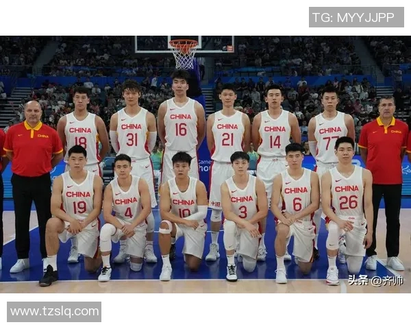 2019年男篮中国队对阵喀麦隆精彩比赛录像回顾与分析